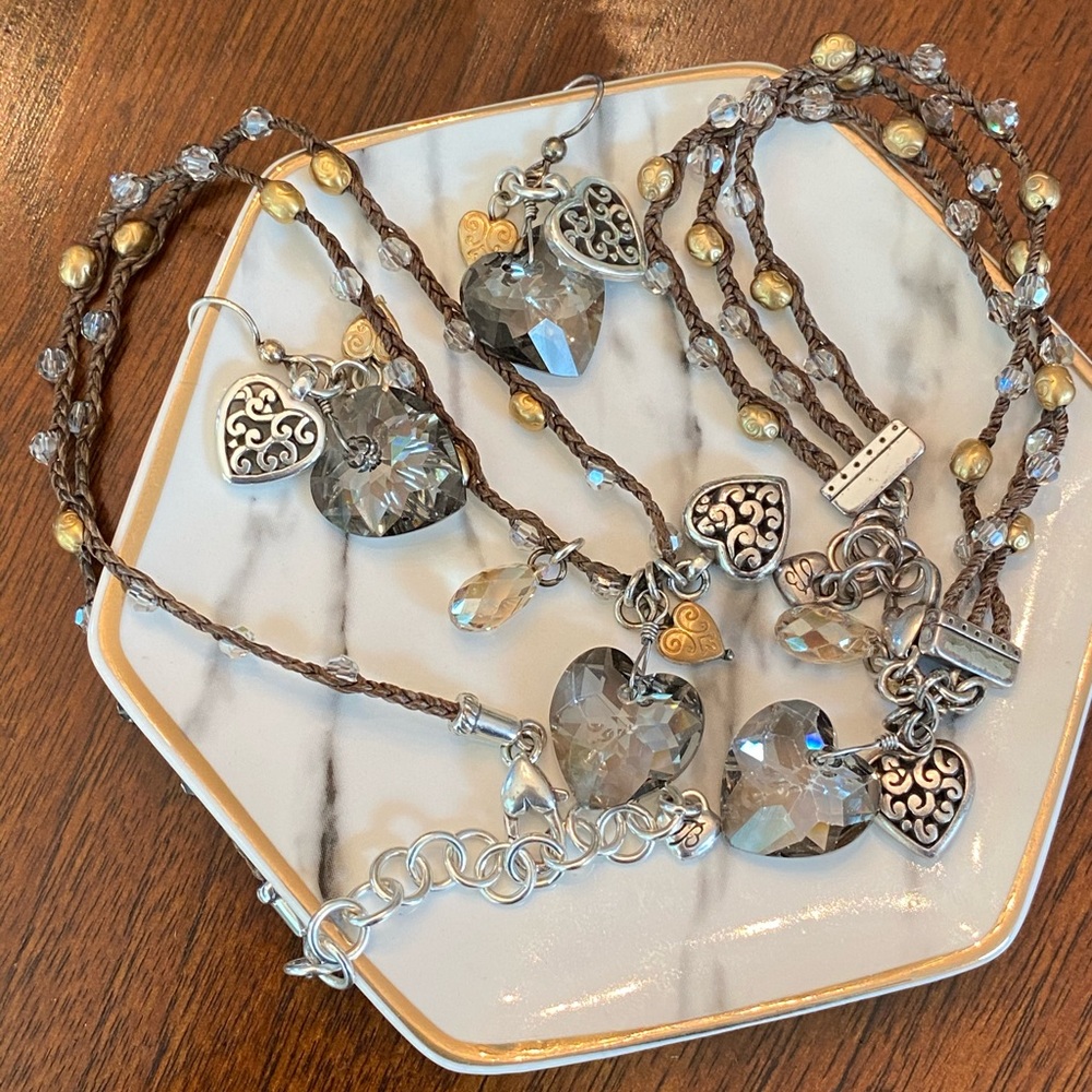 Let’s Shop Poshmark🛍😊💕 - Picture 10 of 13